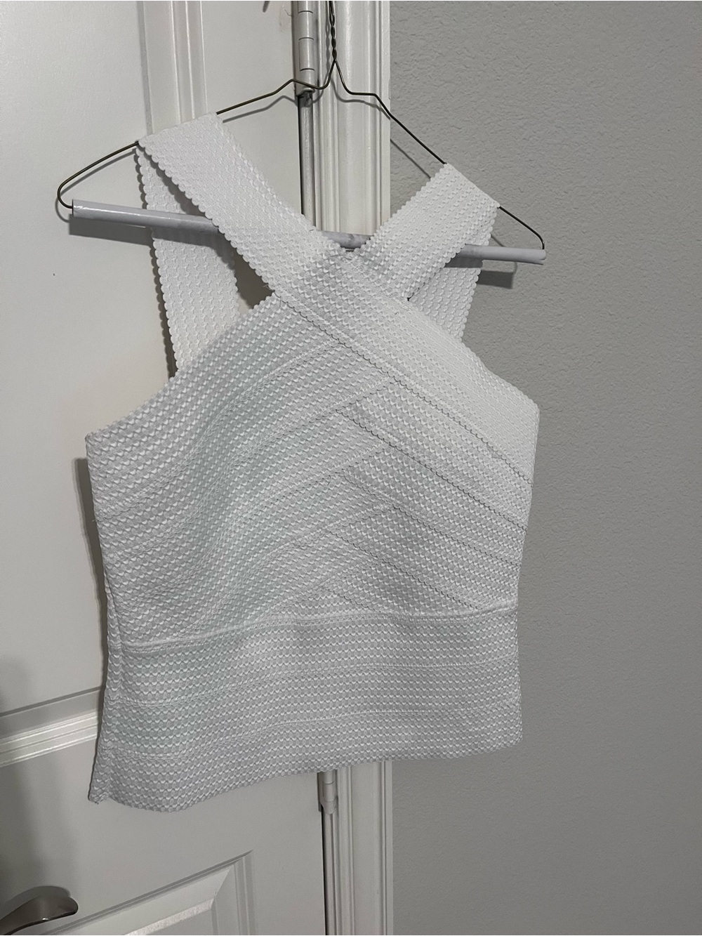 New York & Company White Crossback Textured Tank Top and Skirt